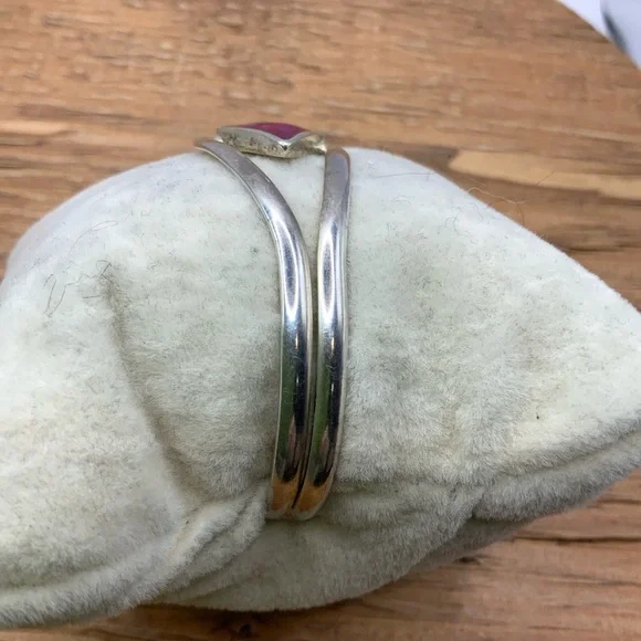 Navajo Vintage Purple Spiny Oyster Diamond Shape Cuff Bracelet - Picture 2 of 6